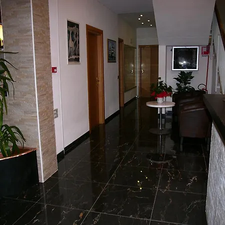 Lido 4*