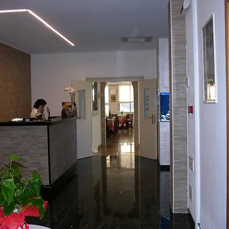 Hotel Lido 4*